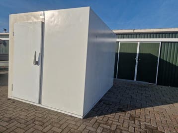 Koelcel / Vriescel combinatie 240 x 330 x 240 cm, Nieuw in verpakking, Koelen en Vriezen