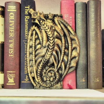 Book nook Dragon wall sitting with storage box - bookshelf f, Verzenden, Nieuw