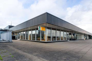 Werkplekken te huur Schiphol Evert van de Beekstraat 202, Huur