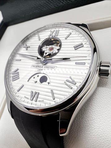 Frédérique Constant - Classics Heart Beat - FC-320SS5B6, Nieuw