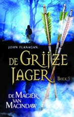 Boek: De Grijze Jager - De Magiër van - (als nieuw), Verzenden, Zo goed als nieuw