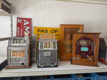 GEZOCHT ANTIEKE GOKKAST AUTOMAAT SCHIETKAST  KNIKKERKAST, Verzamelen, Nieuw