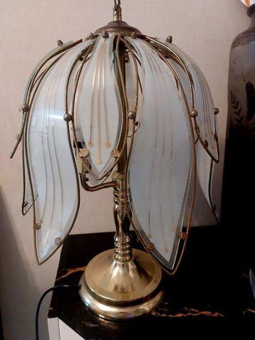 Massieve - Staande lamp - Opaline glas - Lotus lamp 55 hoog, Antiek en Kunst