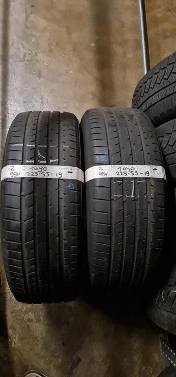 2x 225-55-19 Toyo Zomer 5 mm €40 Per Band 225 55 19, Gebruikt, Band(en), Personenwagen, Ophalen