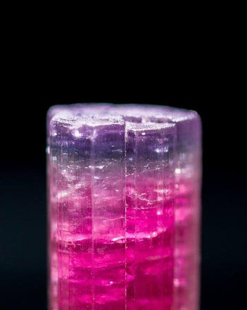Paars & middernachtblauw Cap Rubellite Crystal • 14,00 ct •