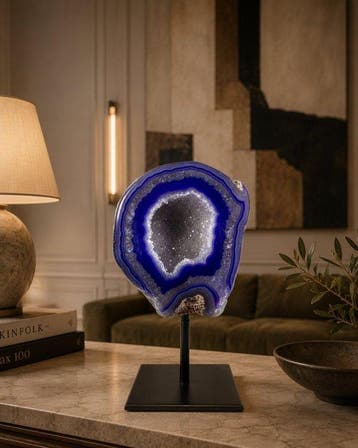 Agate with rock crystal geode on stand Geode - Hoogte: 160