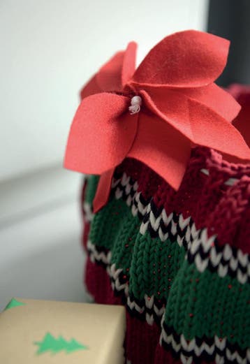 Breipatroon Kerstmand - decoratieve mand met viltbloem, Hobby en Vrije tijd, Ophalen of Verzenden, Nieuw