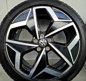 Volkswagen ID3 ID4 19 inch velgen Winterbanden Andoya 5x112, Auto-onderdelen, Banden en Velgen, 19 inch, 215 mm, Banden en Velgen