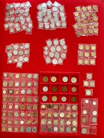 Italië & Mondo. – Lotto 200 monete: 116 FDC sigillate + 84