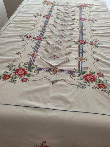 Tafelkleed (11) - 233 cm - 168 cm - Tafelkleed en 10