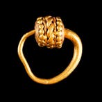 Oud-Grieks, Hellenistisch Gouden oorbel met granulatie