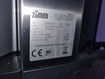 Tafelmodel sinaasappelpers Zumex essential pro SPOEDVEILING, Gebruikt, Overige typen