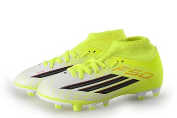Adidas Voetbalschoenen Jongens in maat 32 Geel, Adidas, Verzenden, Jongen of Meisje, Zo goed als nieuw