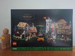 Lego Set - 10332 - Icons - La place de la ville médiévale, Nieuw