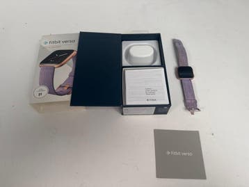 Fitbit Versa 34 mm aluminium roségoud met siliconen armband, Verzenden, Zo goed als nieuw, Fitbit