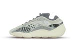Adidas Yeezy Boost 700 V3 Fade Salt, Kleding | Heren, Schoenen, Nieuw