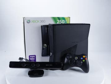 Xbox 360 - Console S [250GB HDD], Spelcomputers en Games, Ophalen of Verzenden, Nieuw