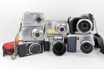 Olympus, Kodak, Casio, Minolta Lot of 7 x Digital Compact &, Nieuw
