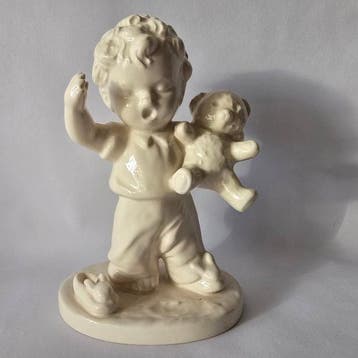 Goebel - Beeldje - Charlot BYJ, nummer 11 - Kind met