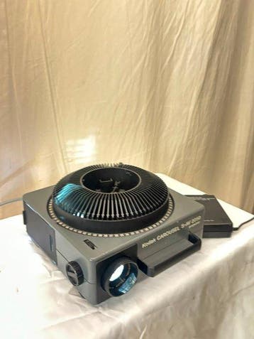 Kodak Carousel S-AV 2050 Projector, Nieuw