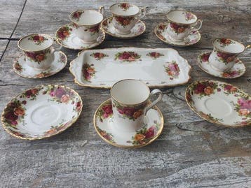 Royal Albert - Royal Albert - Tafelservies (9) - Been,