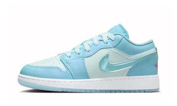 Jordan 1 Low SE Aquarius Blue (GS), Nieuw