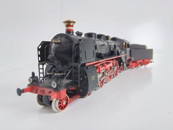 Märklin H0 - 3318 - Stoomlocomotief met tender (1) - BR 18.4, Nieuw
