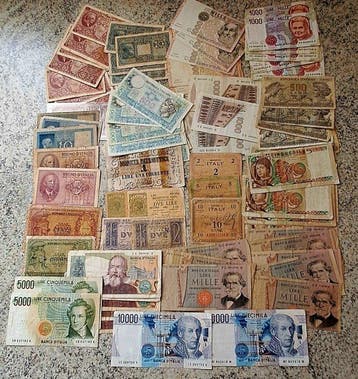 Italië. - 99 banconote Lire - anni vari (Zonder