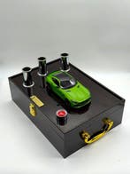 1:24 - Model sportwagen - Mercedes-AMG GT R Pure Sound, Nieuw