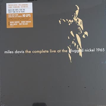 lp box - Miles Davis (sealed) - The Complete Live At The..., Verzenden, Zo goed als nieuw, Overige formaten