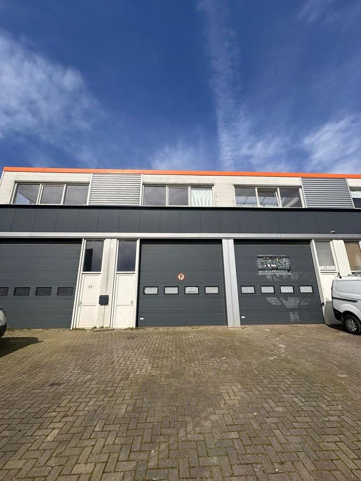 Woning te huur in Leeuwarden - 147 m² - 1 kamer(s), Huizen en Kamers, Huizen te huur, Friesland, Overige soorten
