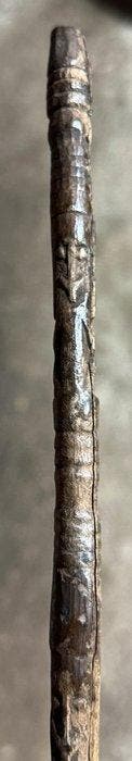 Oud talisman Waropen-kust - geelvinkbay - West-Papoea