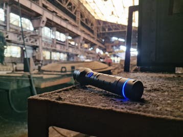 URBAN Powerlight X1 1300 lm LED zaklamp USB-C Ultra focus, Caravans en Kamperen, Ophalen of Verzenden, Nieuw, Batterij