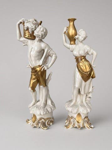 Beeldje - Pair of Mid-Century white & Gold figurines by