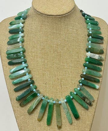 Set natuurlijke Braziliaanse groene agaat /1115 ct / Zeer