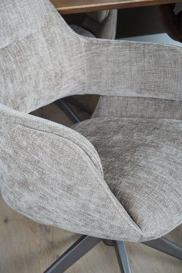 Home67 Jill Draaistoel Taupe 170 | Eetkamerstoel, Huis en Inrichting, Stoelen, Overige kleuren, Verzenden, Nieuw, Stof
