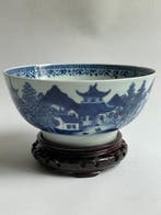 Kom - Porselein - D. 19.5 cm, Qianlong