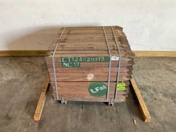 Veiling - 120x Azobé hardhouten tuinpaal gepunt 100x7x7 cm, Doe-het-zelf en Verbouw, Hout en Planken, Nieuw
