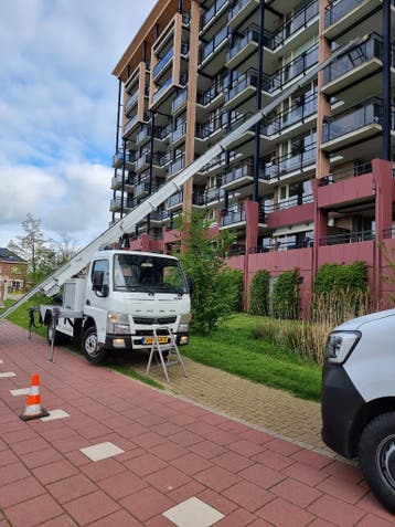 Verhuislift huren vanaf €85 in Zuid-Holland | Incl. Operator, Inpakservice, Bedrijfsverhuizingen