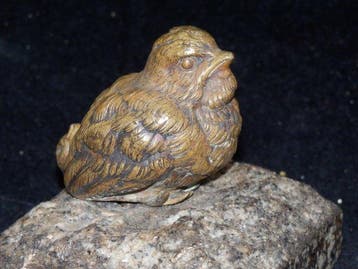 sculptuur, Fraai antiek bronzen Vogeltje - 8 cm - Brons,