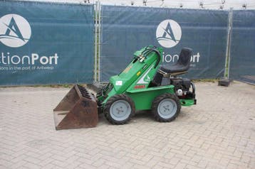 Veiling: Kniklader Avant 313S Benzine 10kW 2003, Ophalen, Wiellader of Shovel