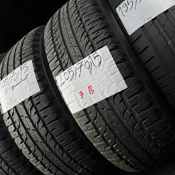 2 x BFGoodrich 205-70-15 Zomerbanden 7mm, Auto-onderdelen, Banden en Velgen, Gebruikt, 15 inch, Band(en), Personenwagen