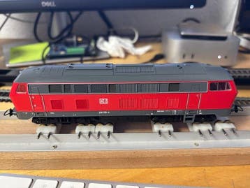 Roco H0 - 51221 - Diesellocomotief (1) - BR 218 - DB, Nieuw