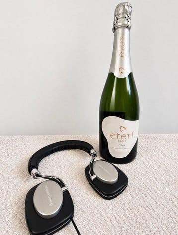 Bower & Wilkins - P5 Closed-Back Dynamic On-Ear, Nieuw