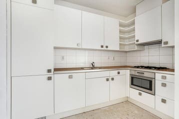 Te huur: Appartement Loosduinseweg in Den Haag, Den Haag, Appartement, Zuid-Holland