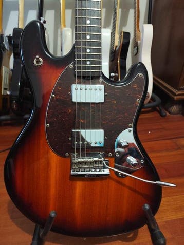 MusicMan - Sterling Stingray SR-50 - - Elektrische gitaar, Muziek en Instrumenten, Nieuw