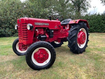 International - McCormick D324 - 1960