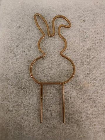 Metalen Frame Haas hangend oor op steker Goud 10 cm, Hobby en Vrije tijd, Knutselen, Ophalen of Verzenden, Nieuw