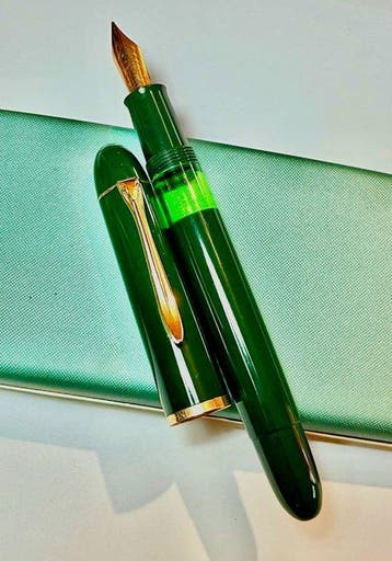 Pelikan - 140 export green with box + sticker - Vulpen, Nieuw