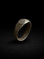 Oud-Romeins, Keizerrijk Brons Ring - 1e tot 3e eeuw na